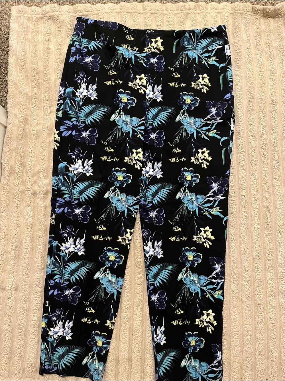 NorthStyle Black Tropical Floral Straight Leg Pants